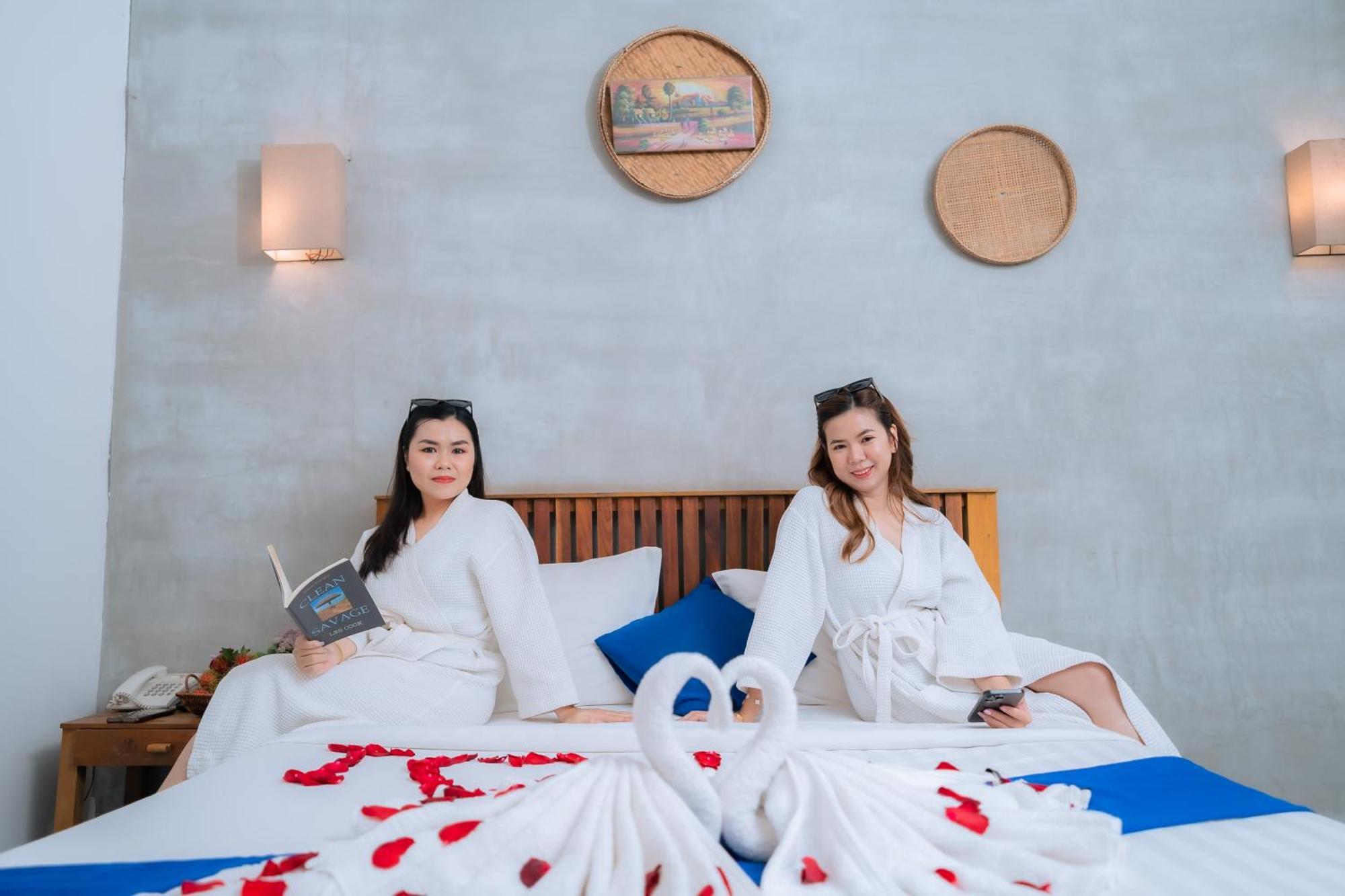 Grand Elevation Hotel Пном Пен Екстериор снимка